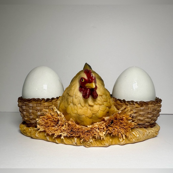 Nesting Hen Stand with Egg Shaped Salt & Pepper Shakers - Picture 1 of 8
